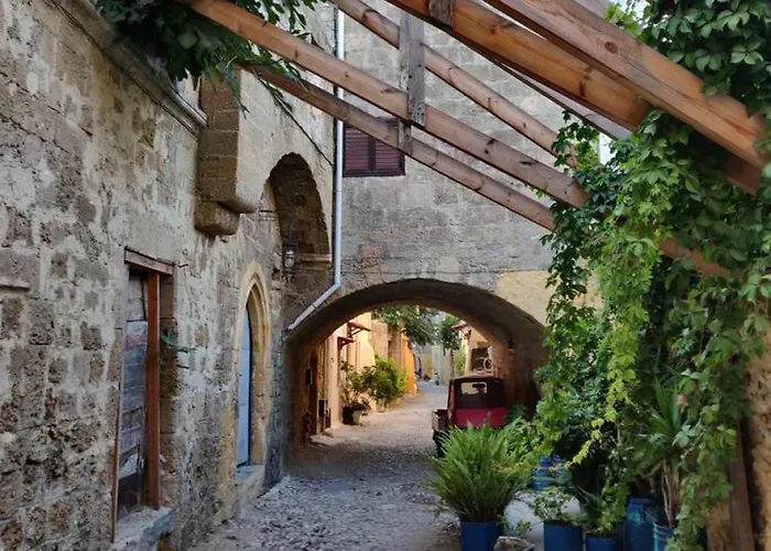 Megiston House In Old Town Rhodes