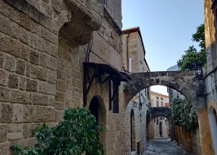 Megiston House In Old Town Rhodes