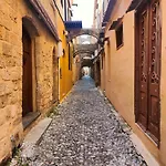 Megiston House In Old Town Rhodes * Rhodes City